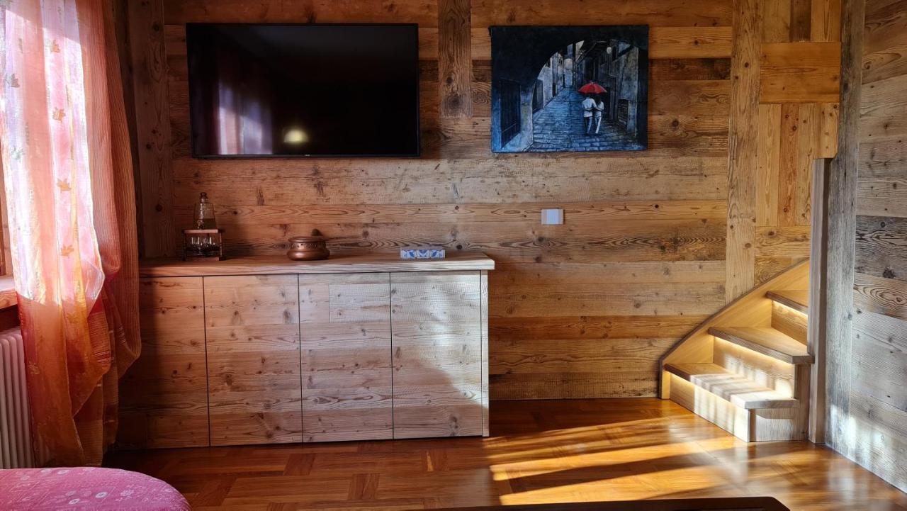 Casa Margherita D'hotes & Challand-Saint-Anselme