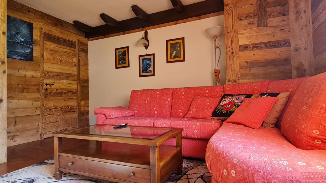 Casa Margherita D'hotes & Challand-Saint-Anselme